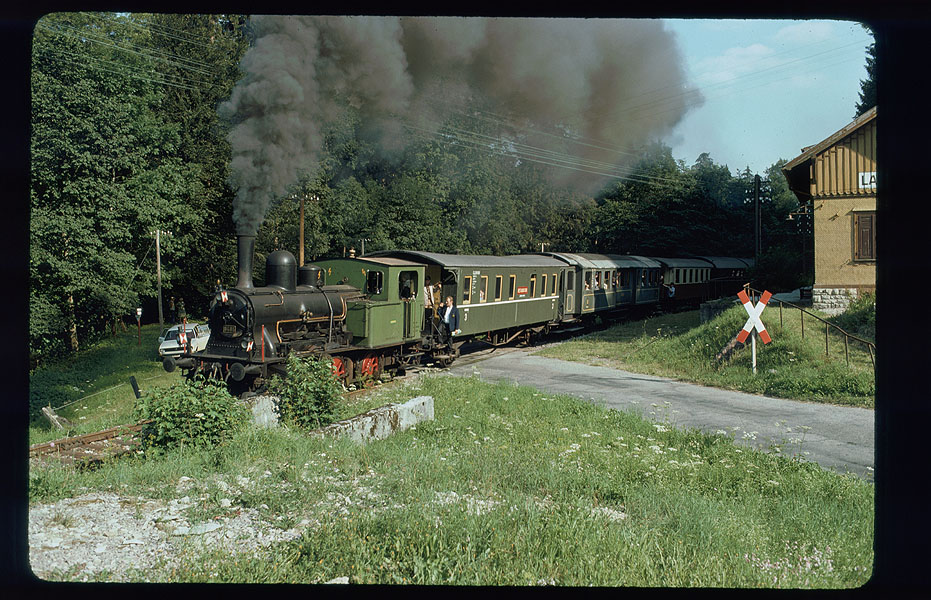 E 3/3 8485 auf der Wutachtalbahn