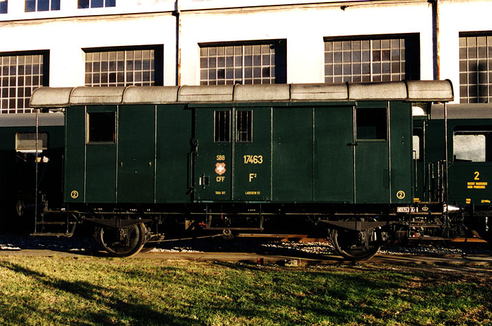 F 17463 zusammen mit B 3933.
